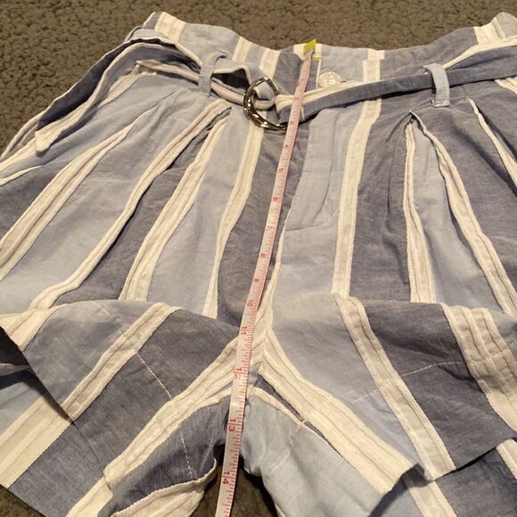 Gianni Bini Stripe Shorts Size Small - Picture 10 of 10